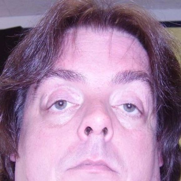 Meet your Posher, Daniel - Picture 1 of 1